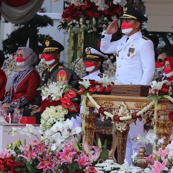 Upacara HUT ke 77 RI Di Balai Kota